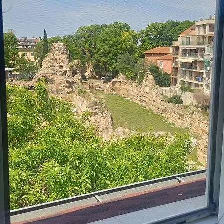 Roman Panorama - Unique View Over Ruins, Steps To Beach Lejlighed *